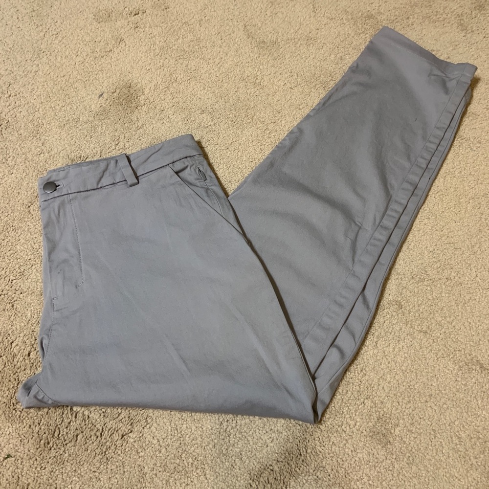 EUC 32”x30” Lululemon Classic Commission Pant